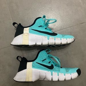 Blue nike metcons great condition